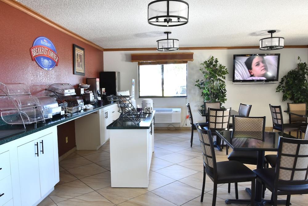 Baymont By Wyndham Robinson Exterior foto