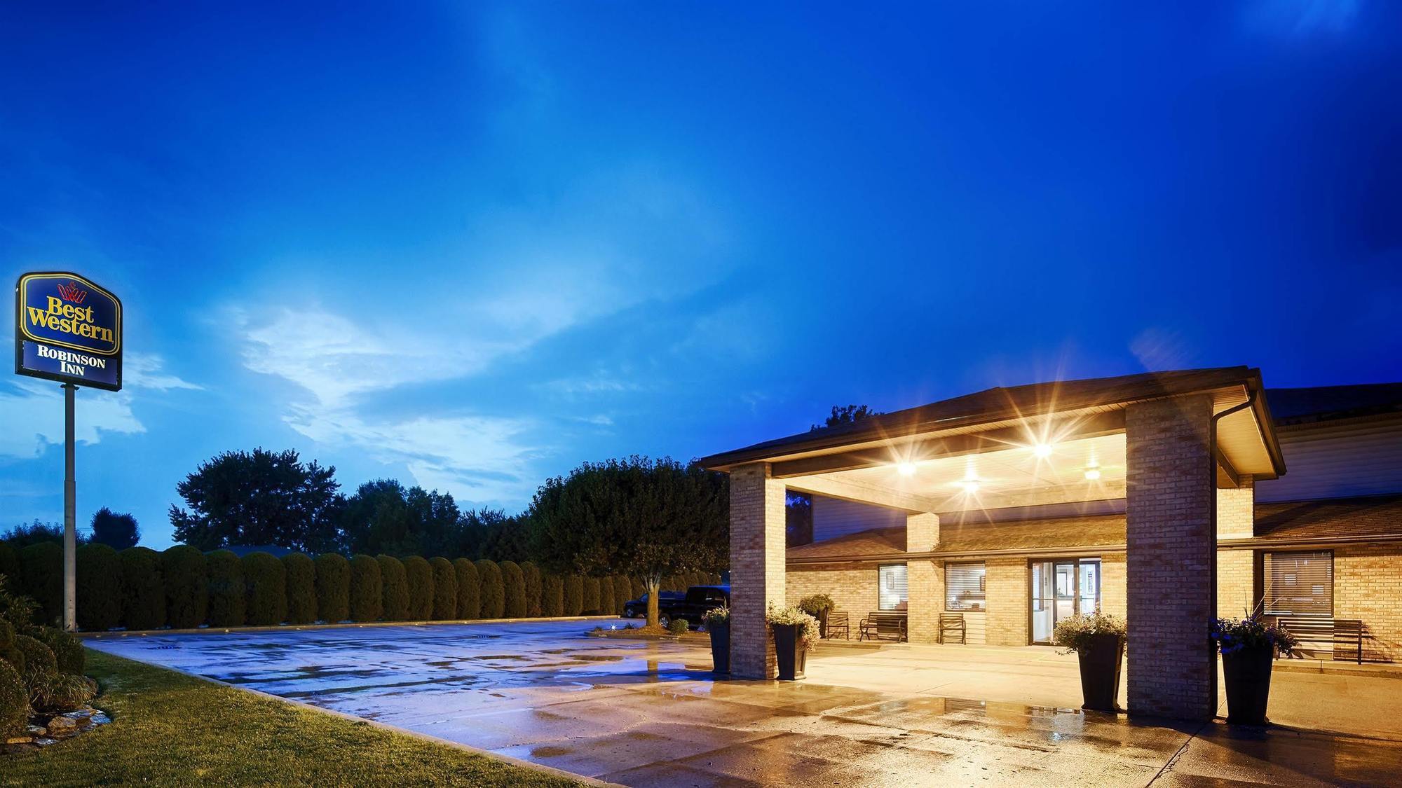 Baymont By Wyndham Robinson Exterior foto