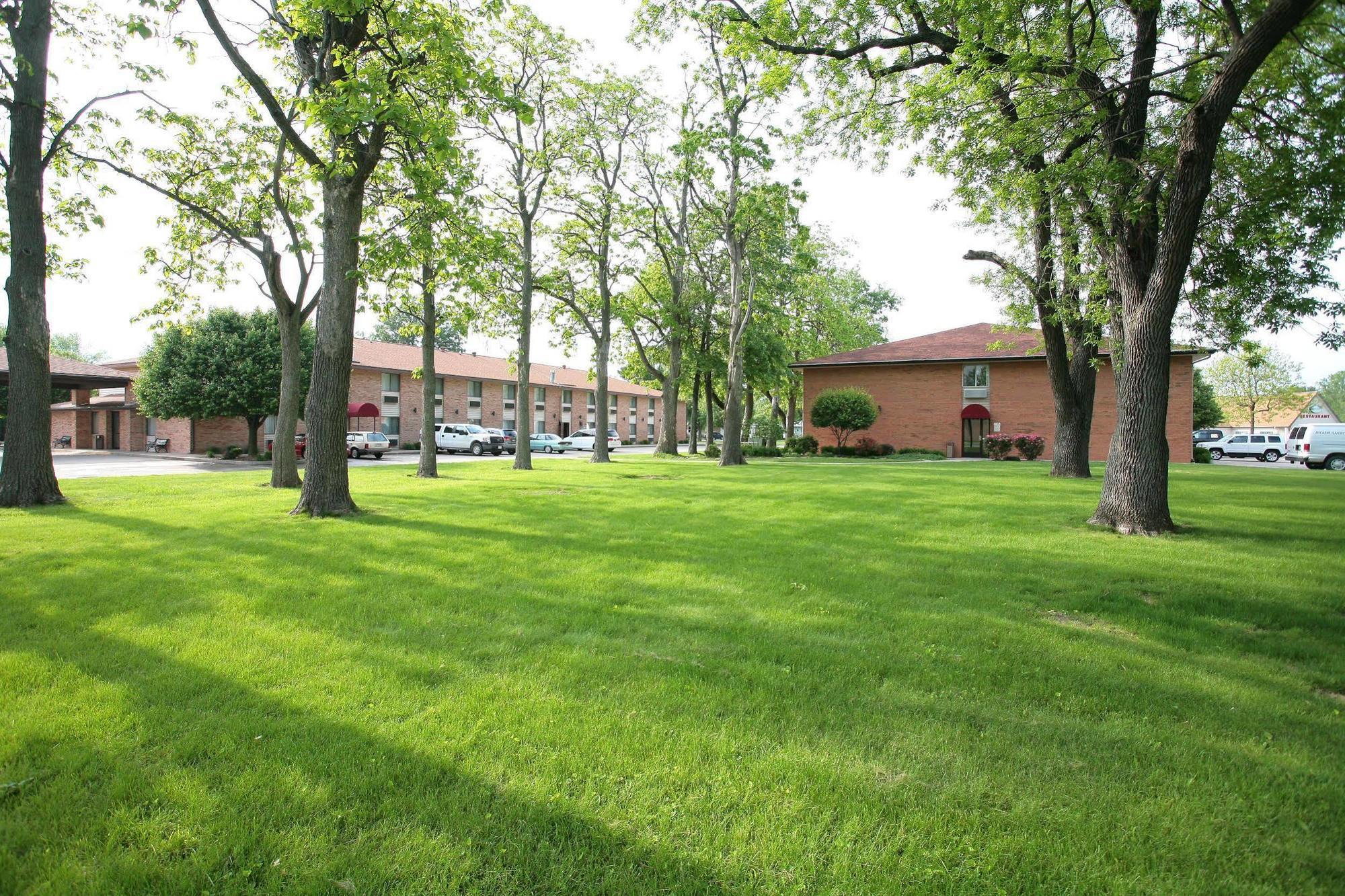 Baymont By Wyndham Robinson Exterior foto
